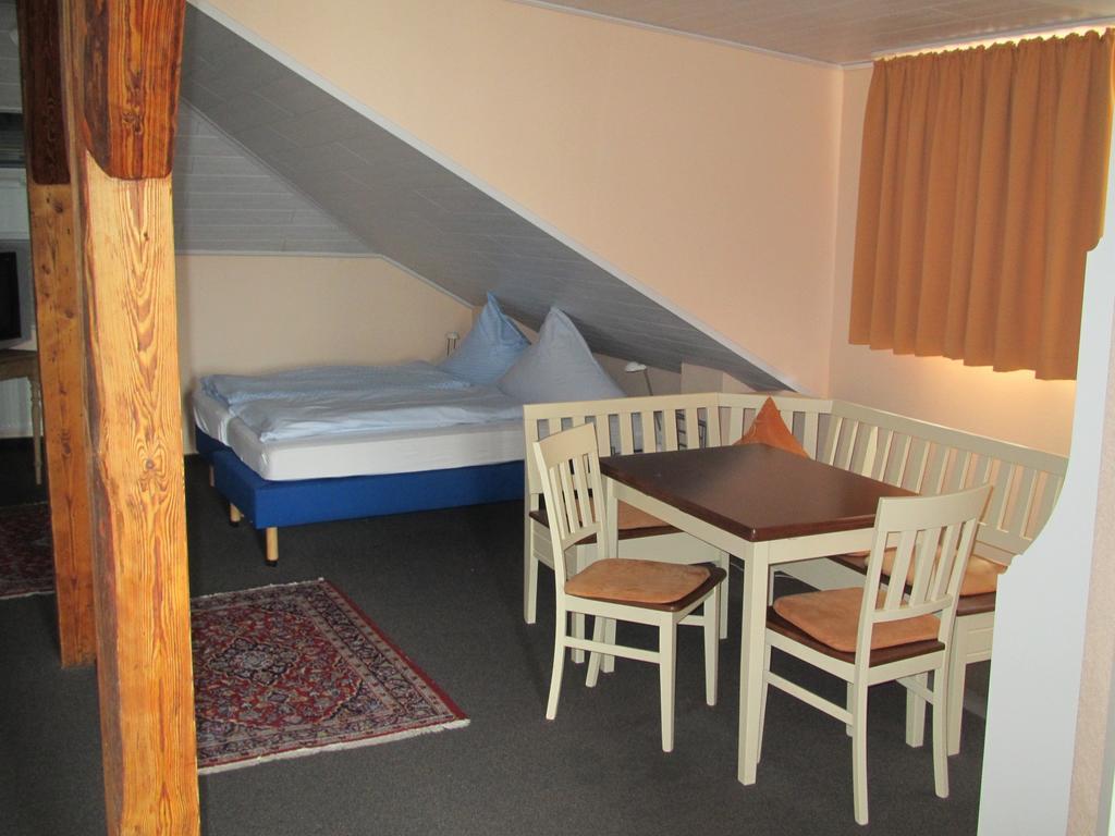 Hotel Alleeschloesschen Bad Wildungen Habitación foto